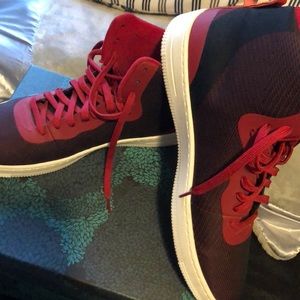 Nike Air Mid top men’s sneakers